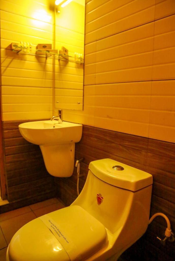Akan Hotel And Residence Meppādi Zewnętrze zdjęcie